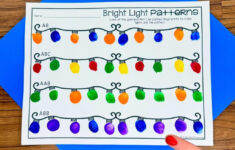 Free Christmas Pattern Activities For Kindergarten - A Spoonful Of regarding Christmas Pattern Worksheets Preschoolers